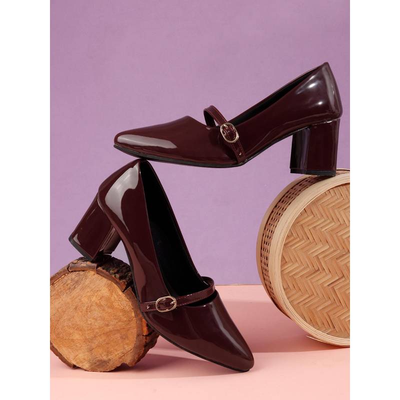 CHINRAAG Maroon Synthetic Pointed Toe Tpr Pair Of Pumps (UK 4)