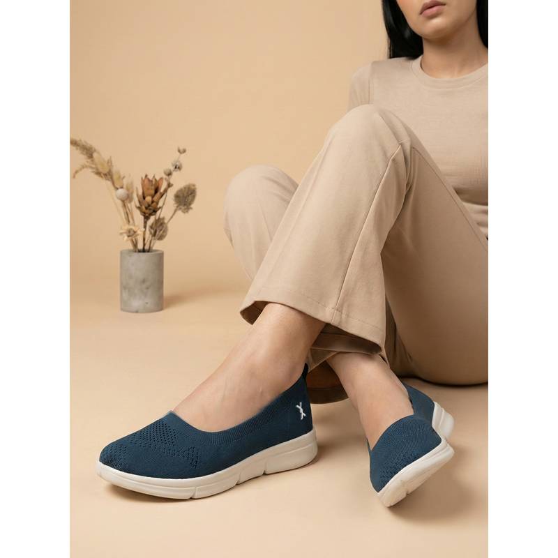 Carlton London Navy Blue Flyknit Round Toe Ballerina (EURO 38)