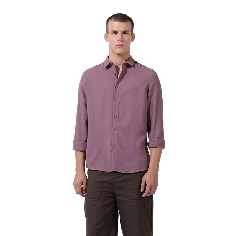 The Indian Garage Co Men Regular Fit Textured Cutaway Collar Shirt - Purple (L)