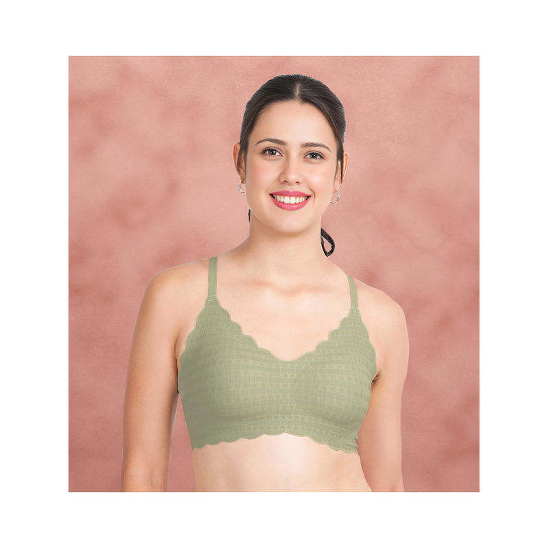 Shyaway Jade sheen Green Scallop Neckline And Under band Padded T-Shirt Bra (L)