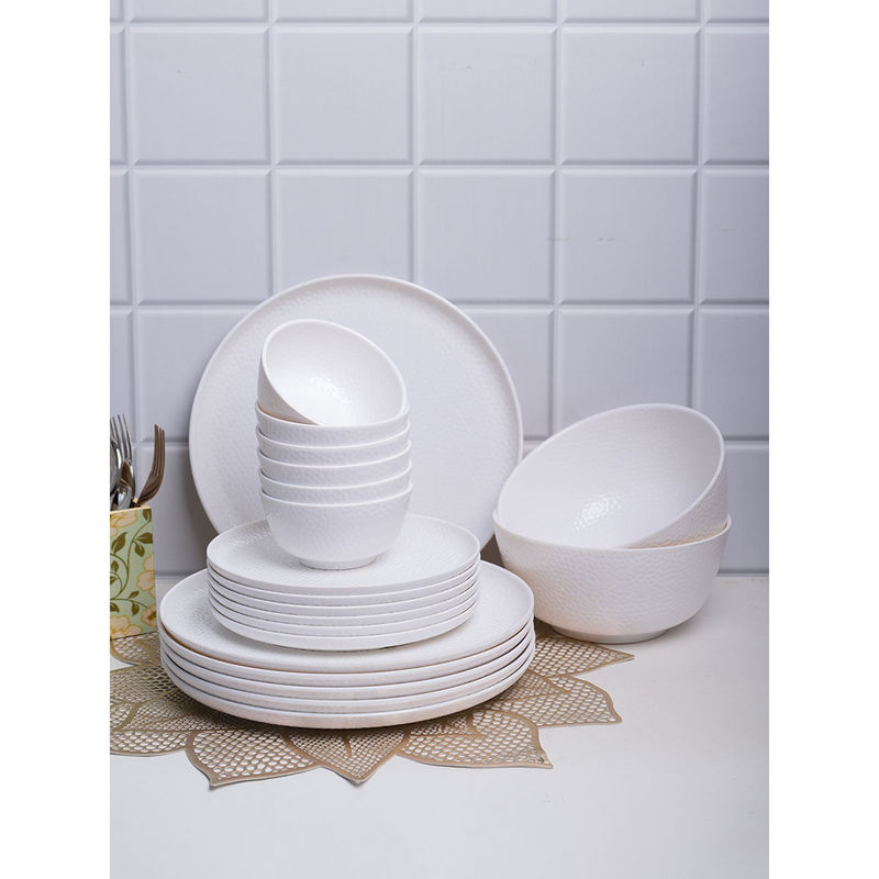 Voncasa Festive Melamine Dinner Set 6 Full & 6 Quarter Plates 6