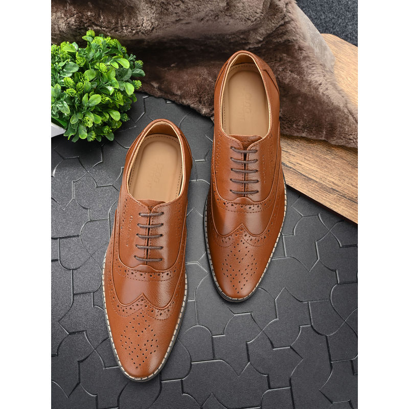 CLOG LONDON Tan Leather Formal Brogues for Men (EURO 40)