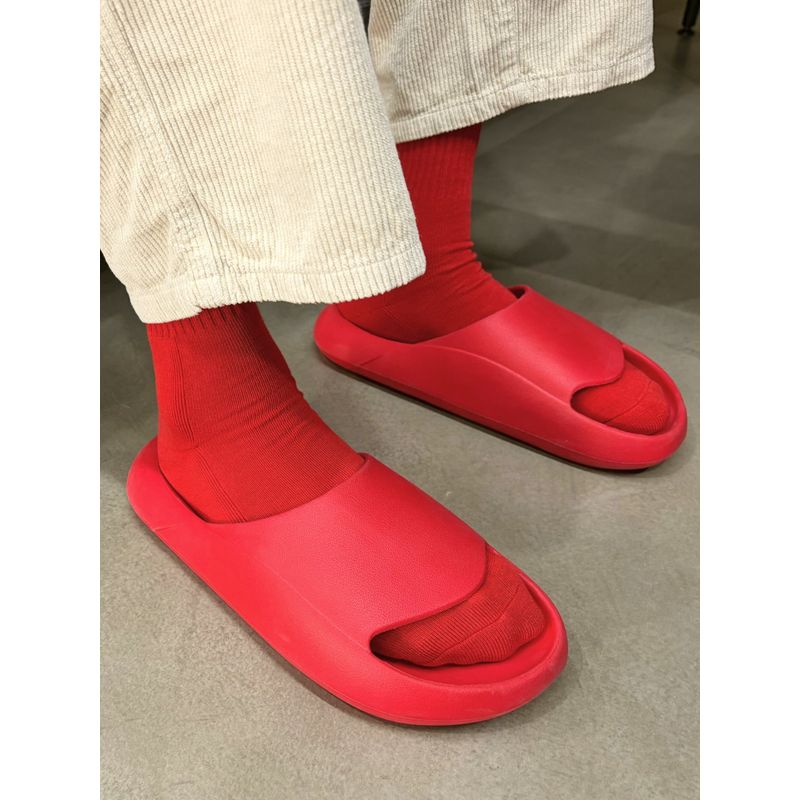 Ludic Life Red Solid Sliders (UK 3)