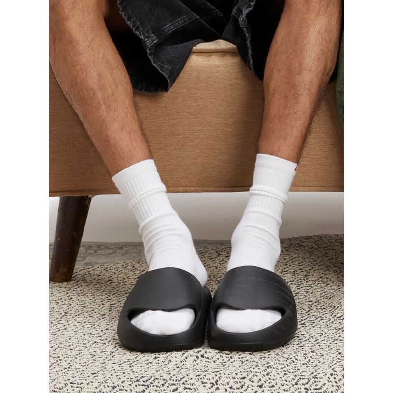 Ludic Life Black Solid Sliders (UK 3)