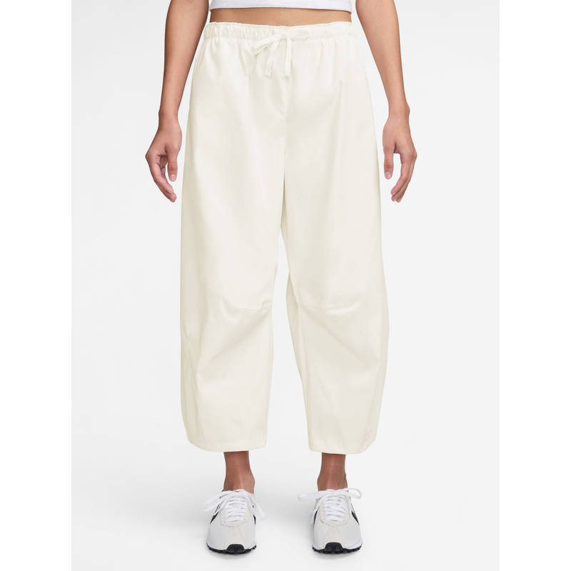 Nike White Sportswear Essentials Women's Track Pant (M)