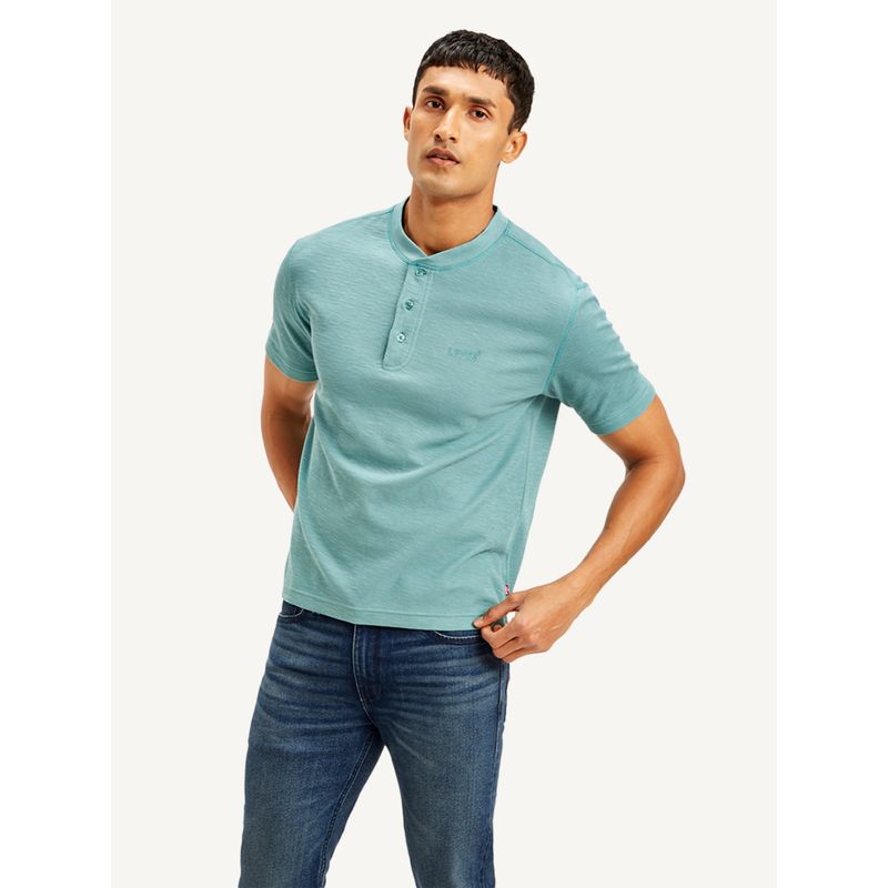 Levi's Men Solid Slim Fit T-Shirt (XL)