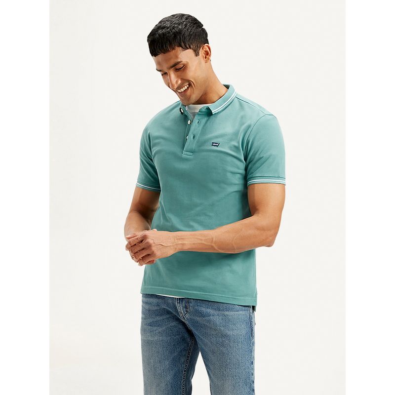 Levi's Men Solid Slim Fit Polo T-Shirt (M)
