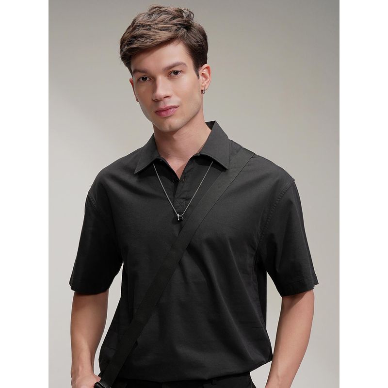 HIGHLANDER Men Black Solid Collar Neck Oversized Shirt (L)