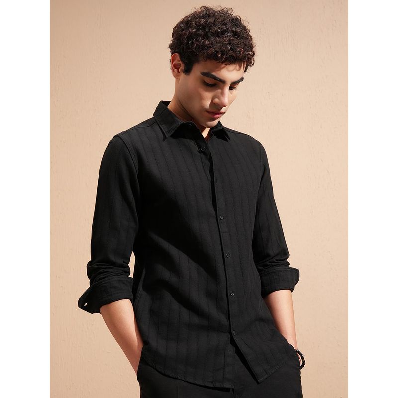 HIGHLANDER Men Black Shirt (M)
