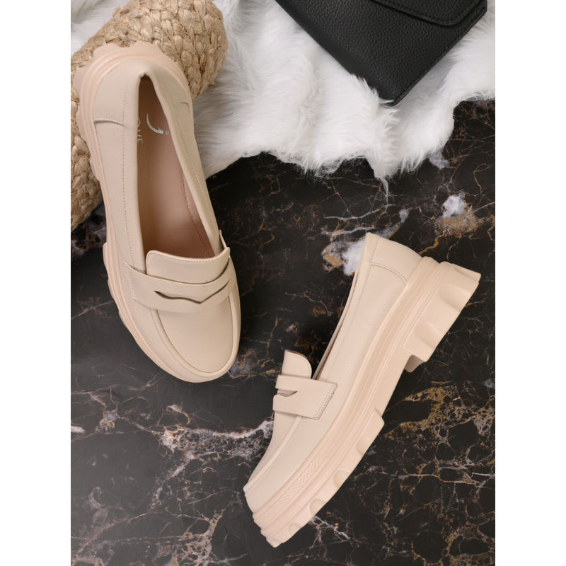 Jove Women Nude Solid Loafers (EURO 36)