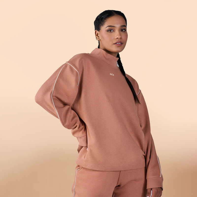 Kica Fleece Oversized Sweatshirt With Contrast Piping For Everyday (M)