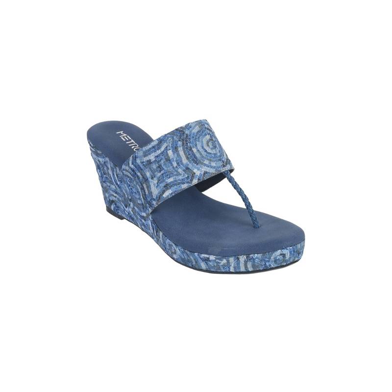 Metro Blue Casual Wedge Heels (Euro 36)