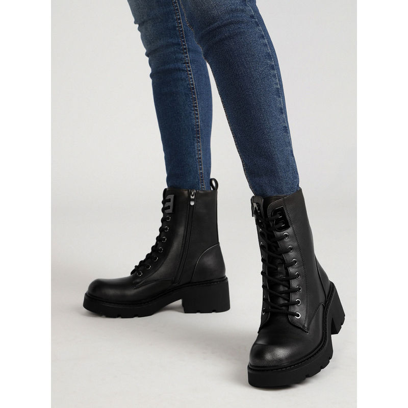 Truffle Collection Black Solid Boots (UK 5)