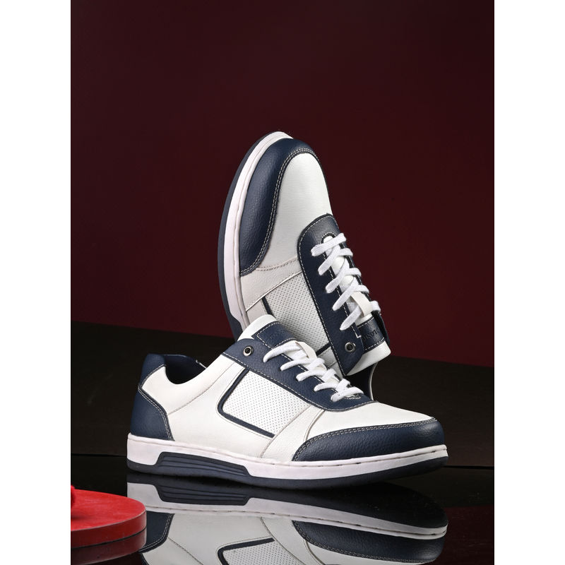 CLOG LONDON Mens White & Navy Blue Casual Lace-Ups Mens Sneakers (EURO 41)