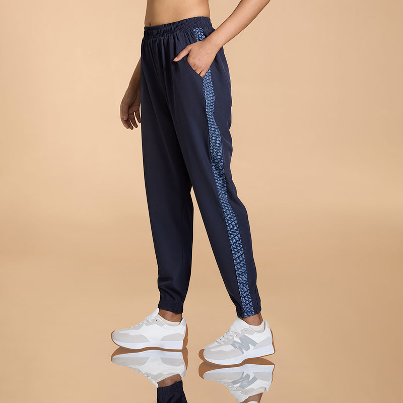 Kica Printed Lightweight Tracks With Colourblock Panel (XS)