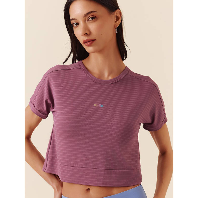 STRCH Grape Nectar Solid Regular Fit Half Sleeve Workout Pink Top (S)