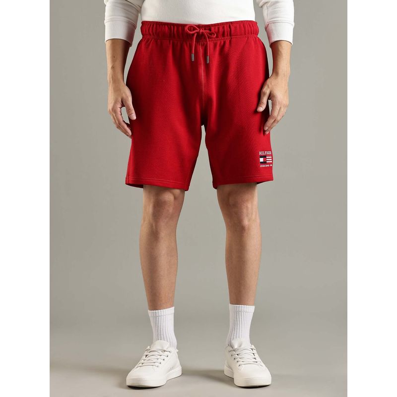 Tommy Hilfiger Red Regular Fit Logo Mid Rise Shorts (S)