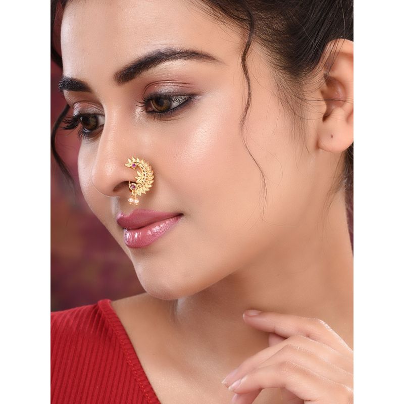 Buy Yellow Chimes Combo Of 2 Pcs Gold Plated Maharashrian Style Without  Piercing Pearl Traditional Marathi Nose Pin at Rs.999 online | Jewellery  online