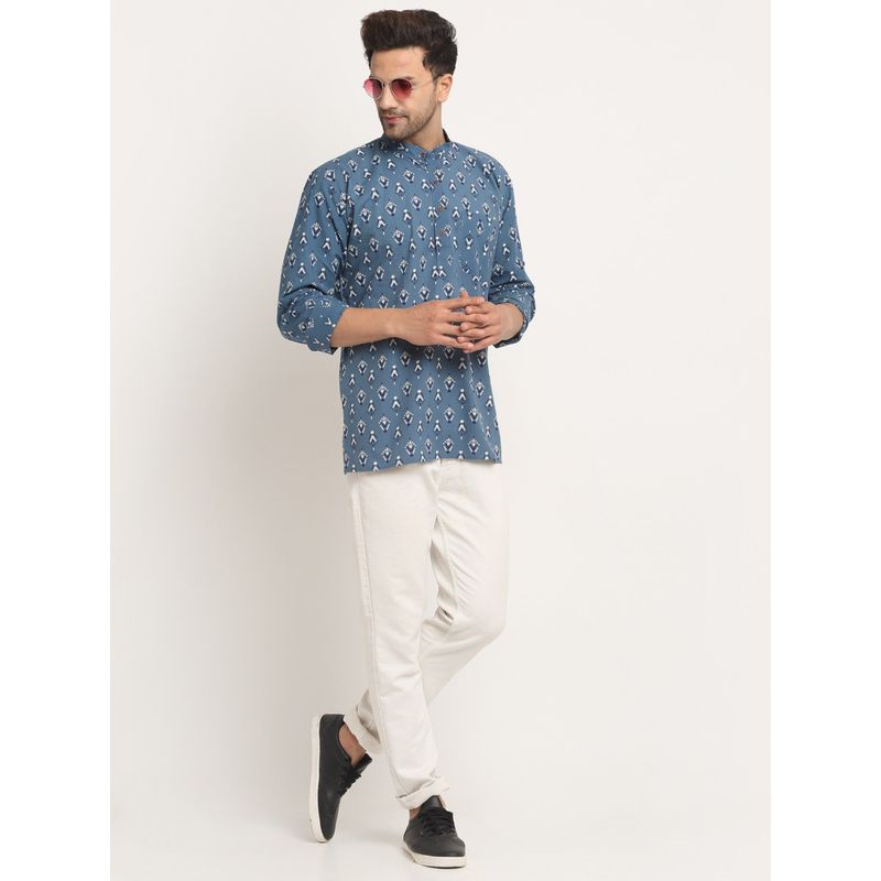 Kraft India Men Cotton Jaipuri Printed Blue Short Kurta with Roll-Up Sleeves (S)