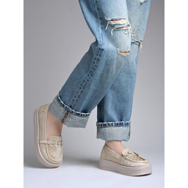 HVNLY by Shoetopia Women Gold Platform Loafers (EURO 36)