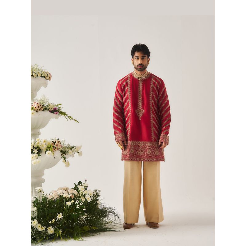 WABI SABI by Anshum-Ritesh Paan Booti Red Embellished/Sequined Kurta with Pant (XS)