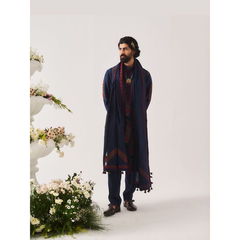 WABI SABI by Anshum-Ritesh Linear Paisley Navy Blue Thread Work Kurta with Pant and Dupatta (XS)