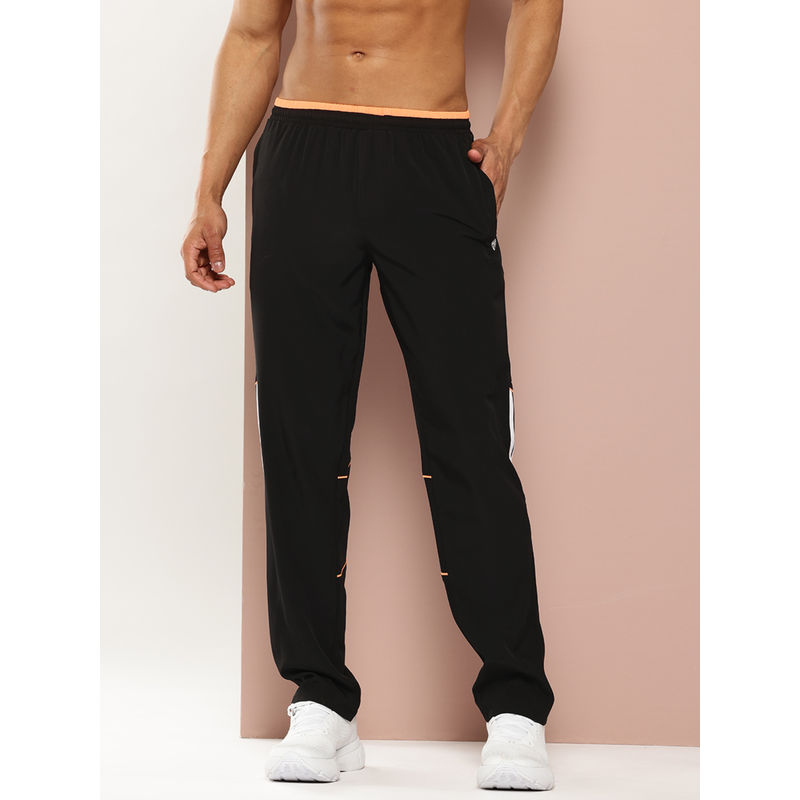 TURNFIT Black Men Workout Trackpant with Contrast Piping (L)