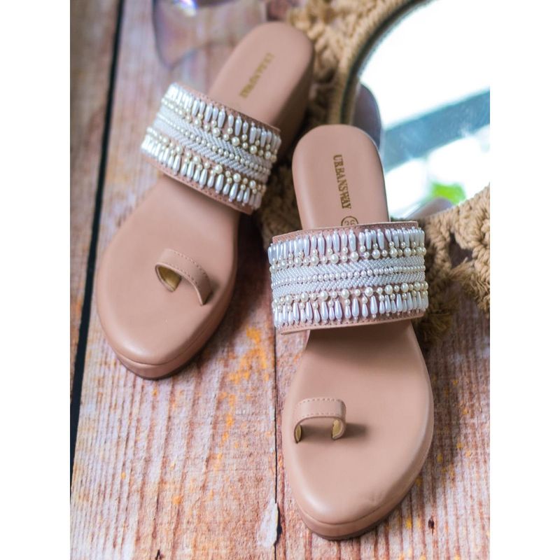UrbanSway Pearl Affair Tan Wedges (EURO 37)