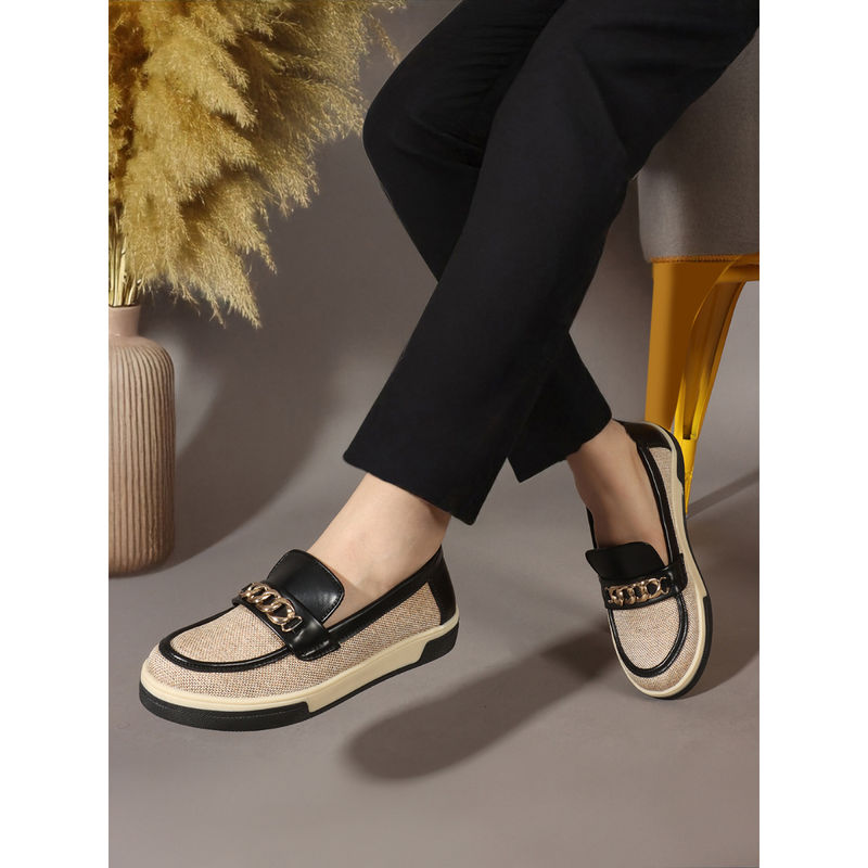 Carlton London Two-Tone Chain Accent Slip-On Loafers Beige (EURO 36)