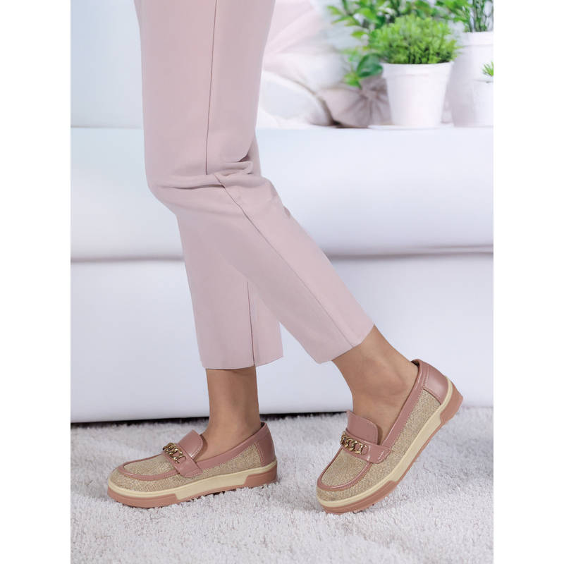 Carlton London Two-Tone Chain Accent Slip-On Loafers Peach (EURO 36)