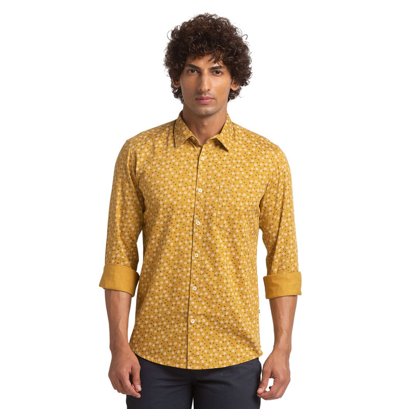 Parx Slim Fit Printed Dark Yellow Casual Shirt (39)