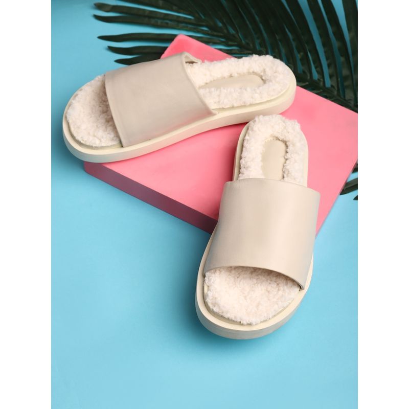 Truffle Collection White Solid Sliders (UK 3)