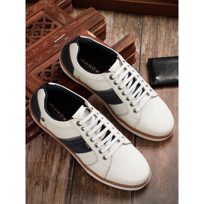 EZOK Men White Lace Up Textured Leather Sneakers (UK 6)