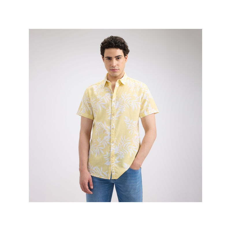 Pepe Jeans Men Yellow Floral Print Short Sleeve Shirt (XL)