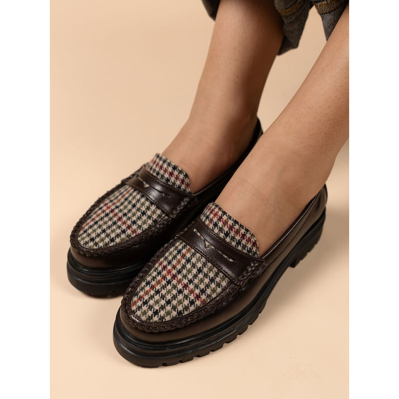 Theater Women Dr Storm Brown Printed Penny Loafers (EURO 35)