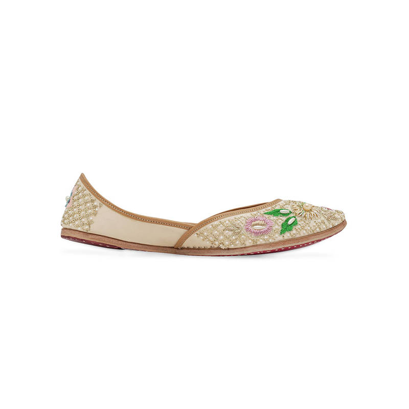 NR BY NIDHI RATHI Beige Printed Leather Embroidered Juttis (EURO 36)