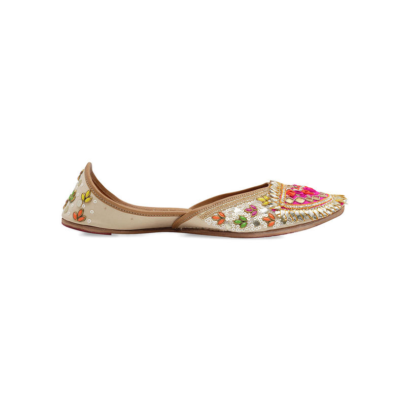 NR BY NIDHI RATHI Multi-Color Ethnic Embroidered Leather Juttis (EURO 36)