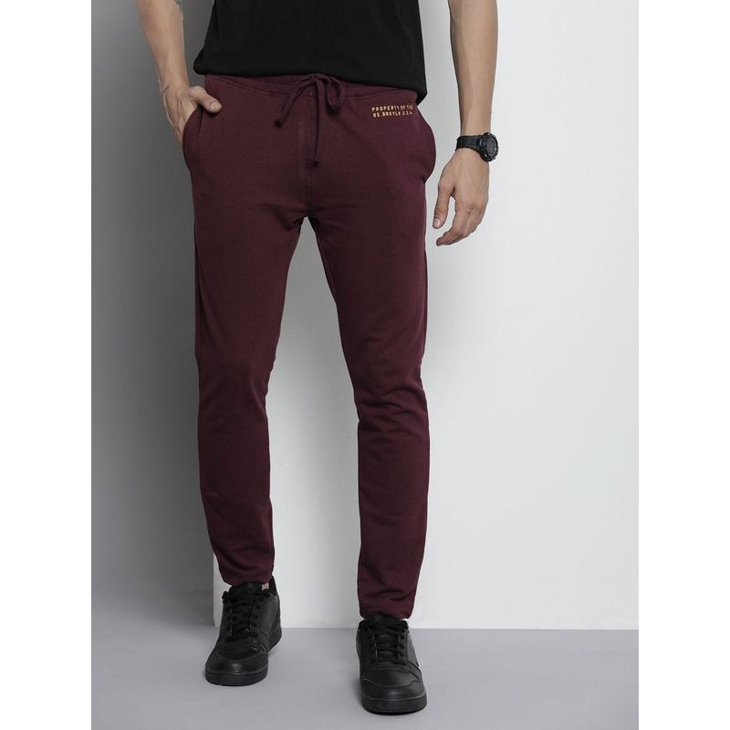 The Indian Garage Co Men Maroon Slim Fit Solid Joggers (S)