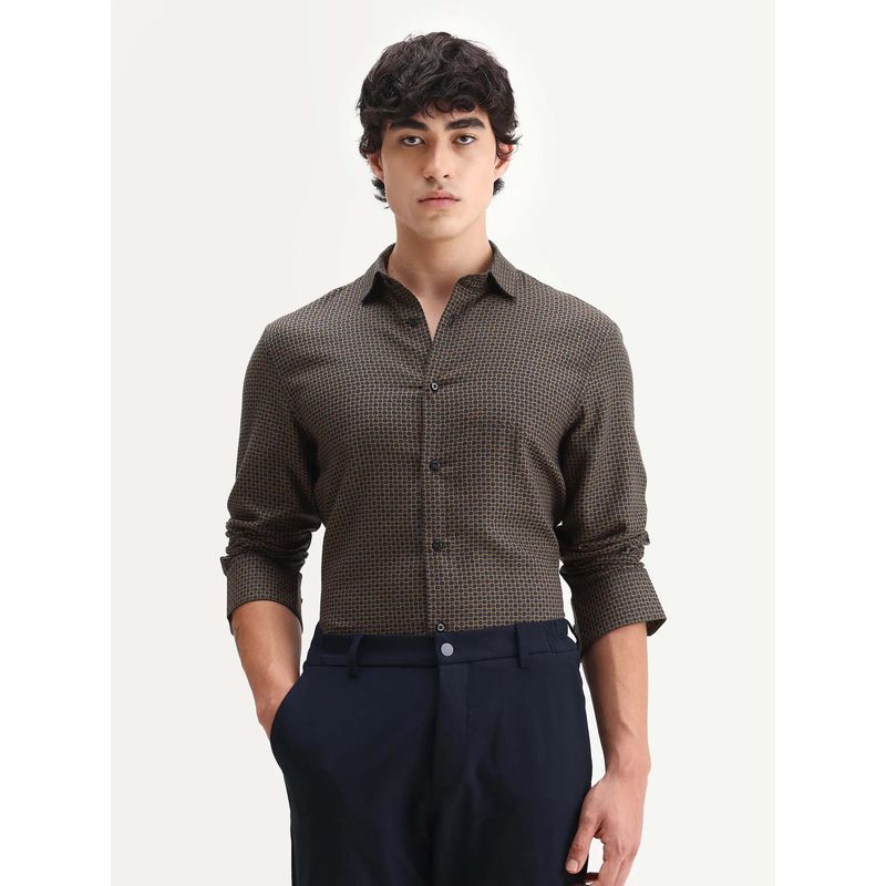 Rare Rabbit Men'S Juxe Brown Spread Collar Regular Fit Textured Shirt (XL)