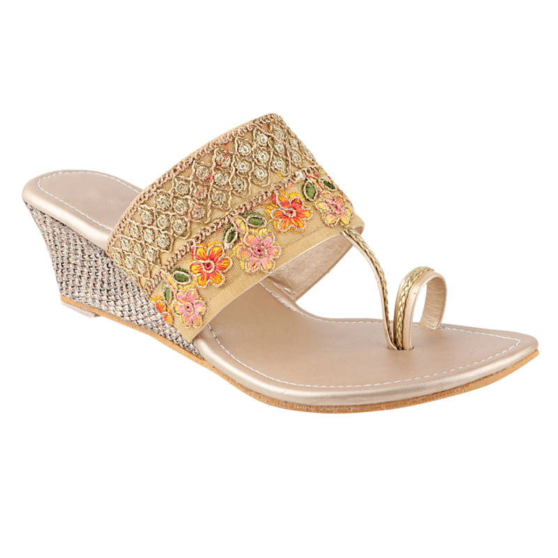Shoetopia Women Gold Woven Design Heels (EURO 37)
