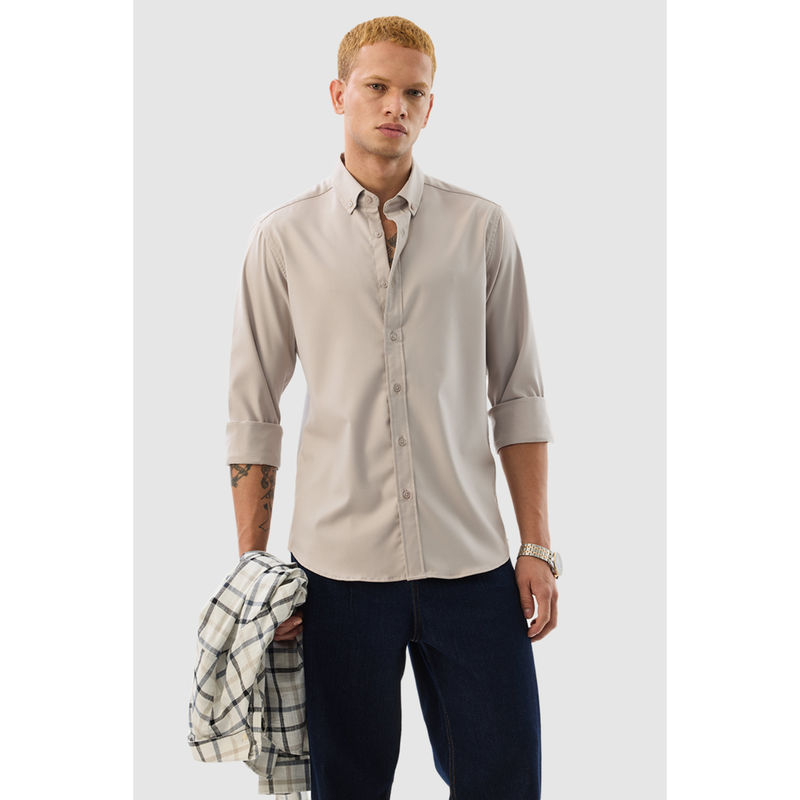 Snitch Beige Solid Full Sleeves Slim Formal Shirt (M)