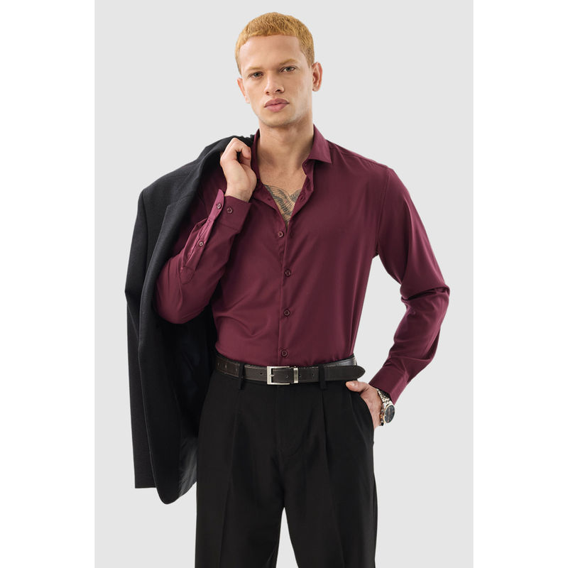 Snitch Burgundy Solid Full Sleeves Slim Formal Shirt (2XL)