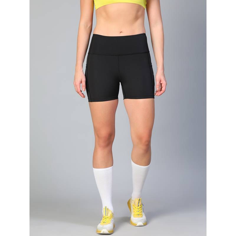 Athlisis Women Black Solid Skinny Fit Sports Shorts (28)