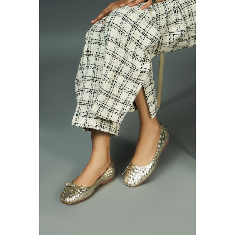 Heel Your Sole Women Gold Leather Ballerina (EURO 36)