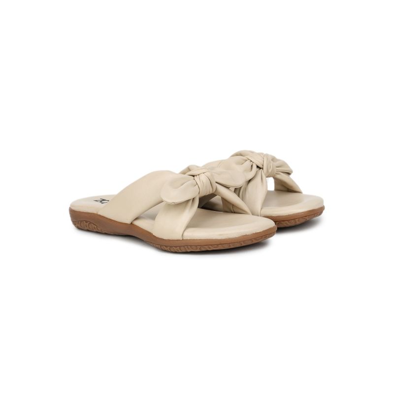 Zoom Shoes Women Cream Leather Sandals (EURO 36)