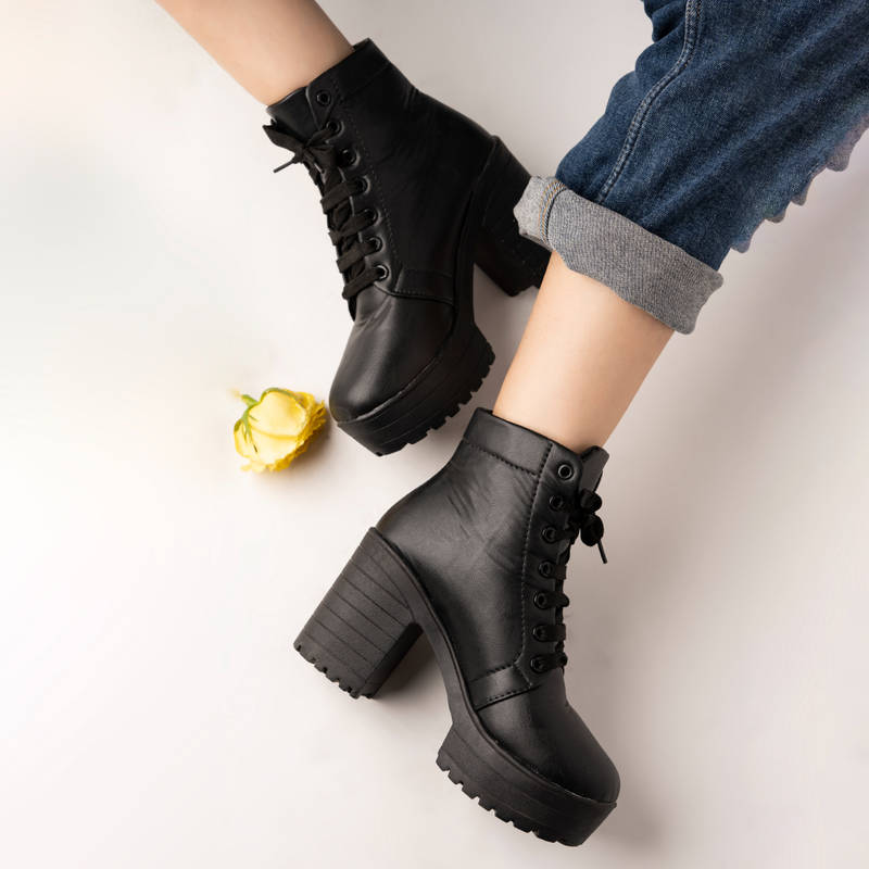 Shoetopia Women Solid Black Boots (EURO 37) (EURO 37)
