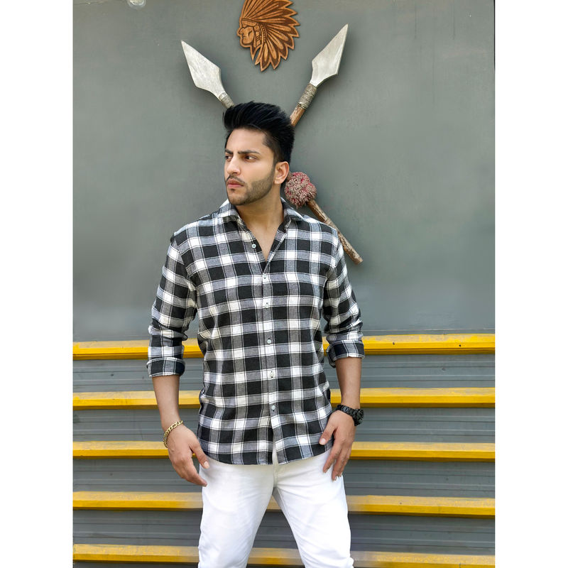 GRITSTONES Men Black & White Full Sleeve Check Shirt (XL)