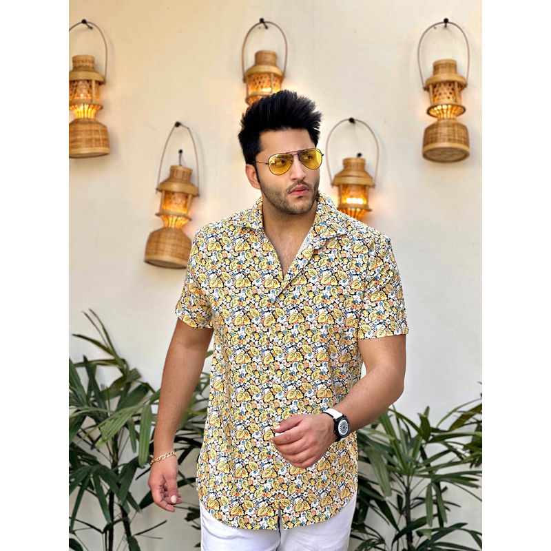 GRITSTONES Men Yellow Half Sleeve Floral Rayon Shirt (M)