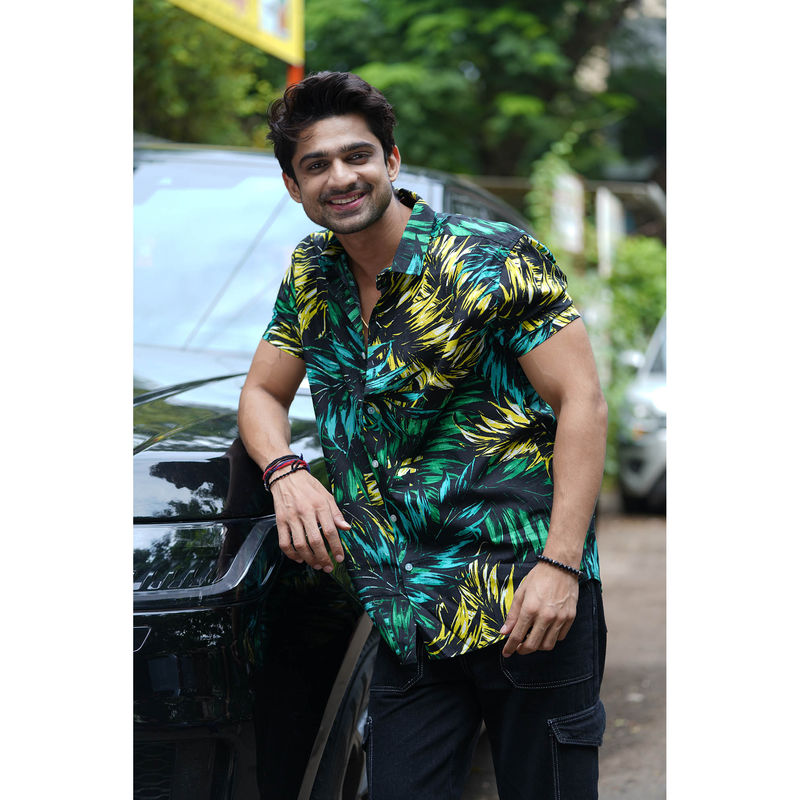 GRITSTONES Men Green Leaf Print Shirt (XL)