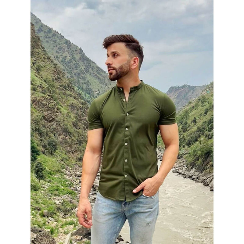 GRITSTONES Men Olive Green Half Sleeve Solid Knitted Shirt (M)